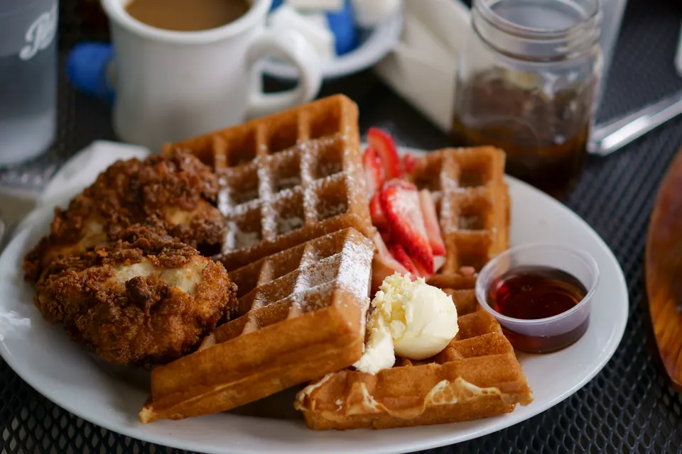 &Waffle